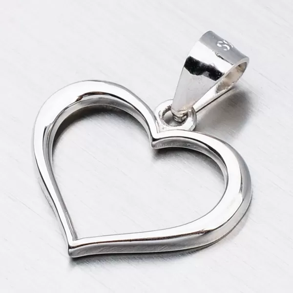 Strieborný prívesok HST-13186