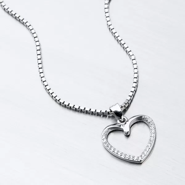 Strieborný prívesok srdca HST-13205