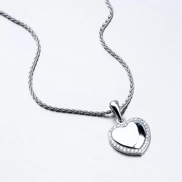 Strieborný prívesok srdca HST-13105