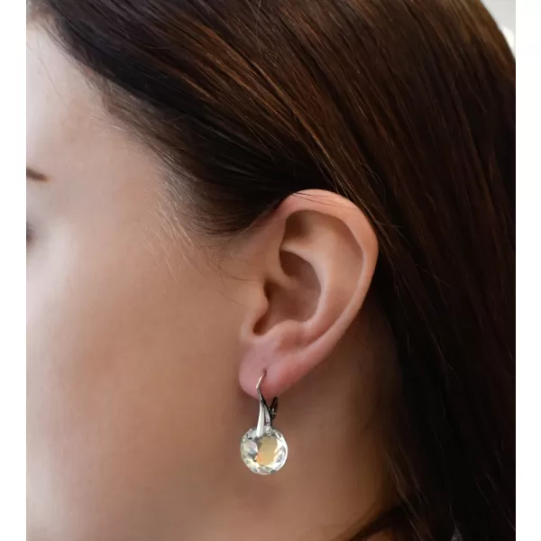 Strieborné visiace náušnice s kryštálmi Swarovski a okrúhlym efektom 31296.2