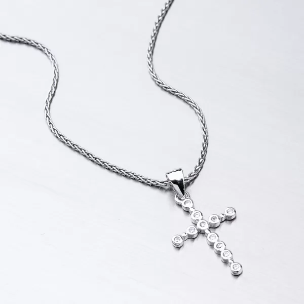 Strieborný krížik HST-13184