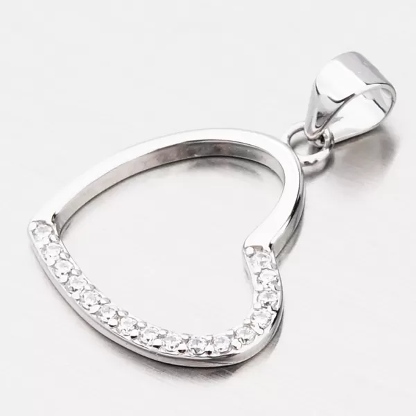 Strieborný prívesok srdca HST-13262