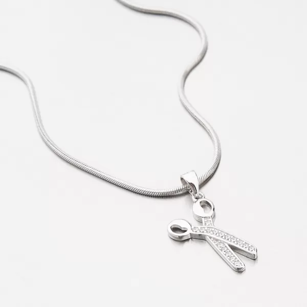 Strieborný prívesok so zirkónmi HST-13482