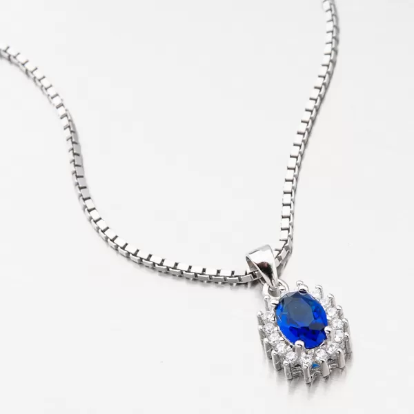 Strieborný prívesok so zirkónmi SETST-13160