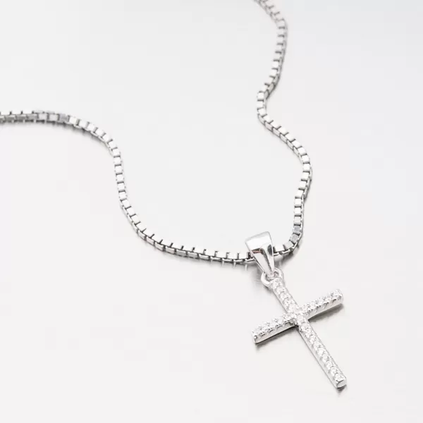 Strieborný krížik HST-13166
