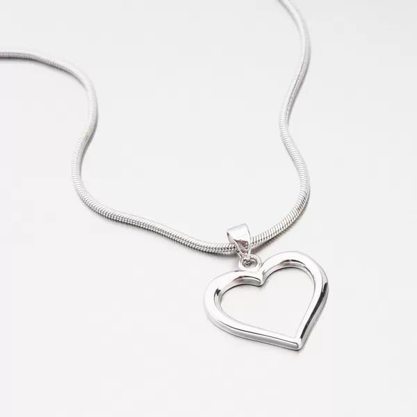 Strieborný prívesok srdca HST-13277