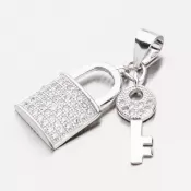 Strieborný prívesok so zirkónmi HST-13603