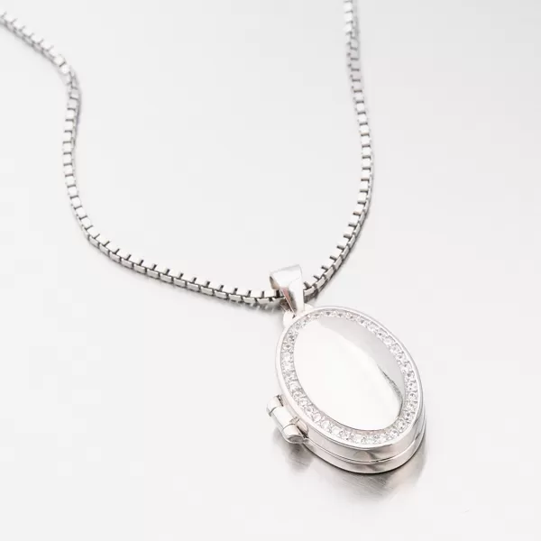 Strieborný prívesok HST-13651