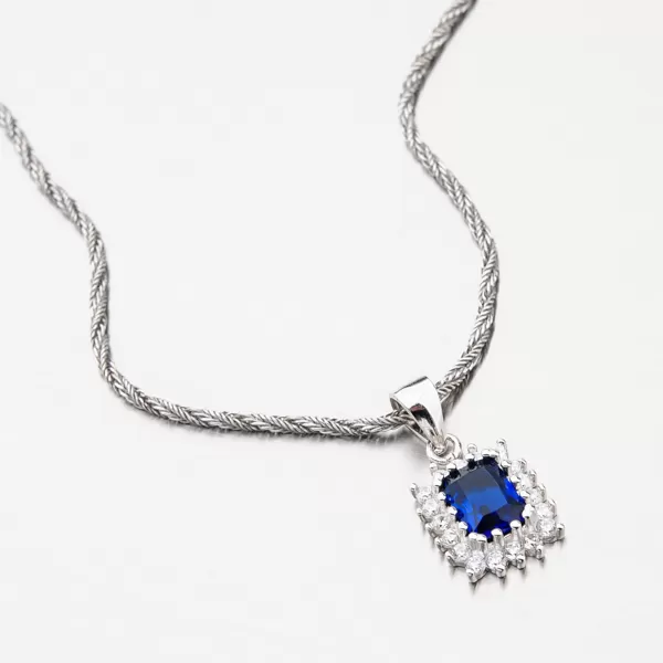 Strieborný prívesok so zirkónmi TSETST-13199