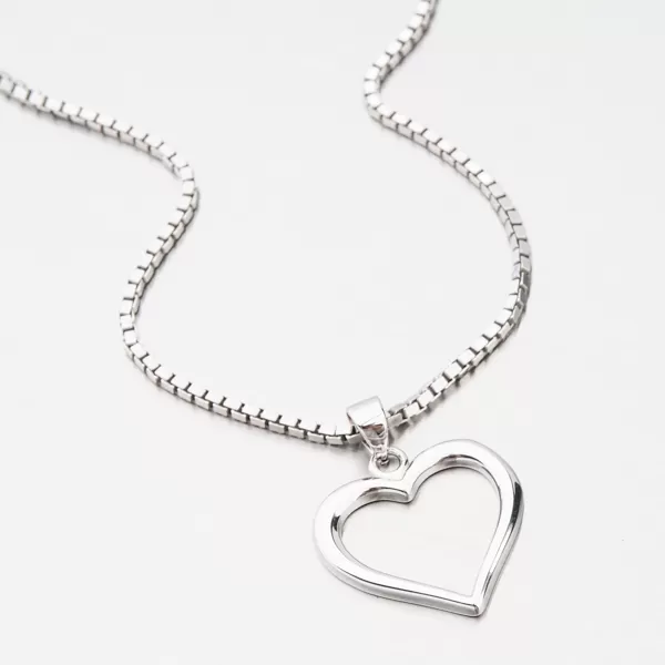 Strieborný prívesok srdca HST-13277