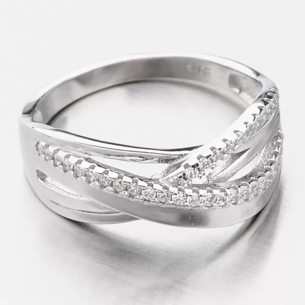 Strieborný prsteň so zirkónmi GST-11320