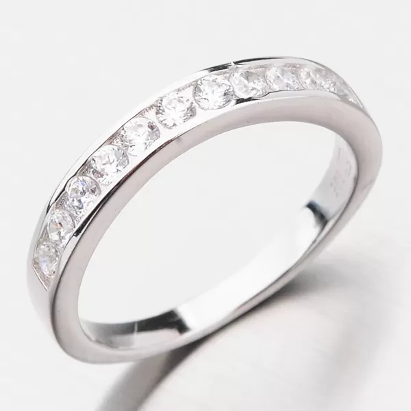 Strieborný prsteň so zirkónmi GST-11246