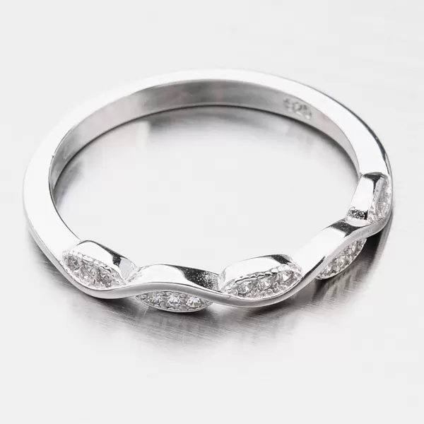 Strieborný prsteň so zirkónmi GST-11149