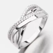 Strieborný prsteň so zirkónmi GST-11320