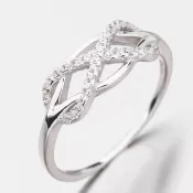 Strieborný prsteň so zirkónmi GST-11428