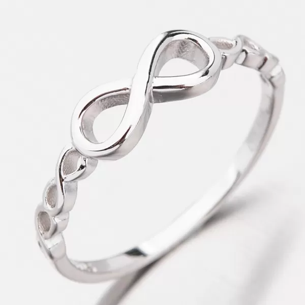 Strieborný prsteň GST-11441