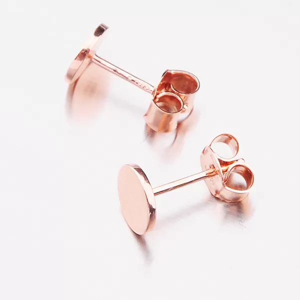 Strieborné náušnice zasiahnuté e1604199-1264-slx