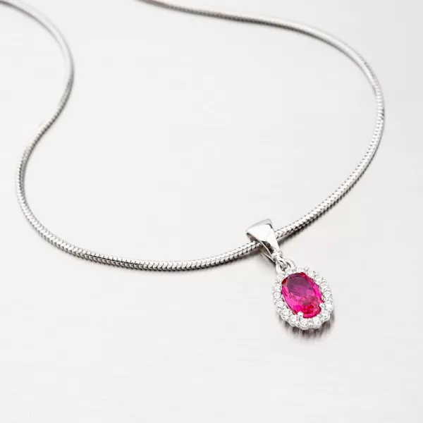 Prívesok v bielom zlate s rubínom 13-375