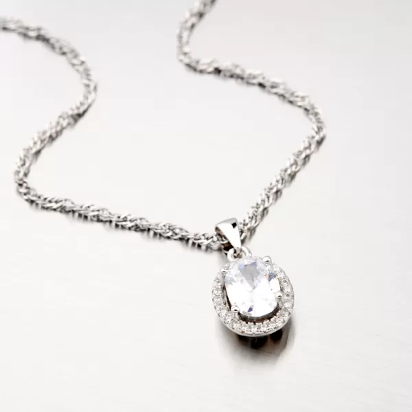 Oválny prívesok so zirkónmi HST-13273