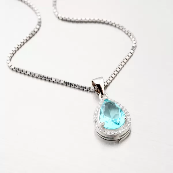 Prívesok so svetlo modrým zirkónom HST-13244