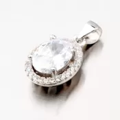 Oválny prívesok so zirkónmi HST-13273