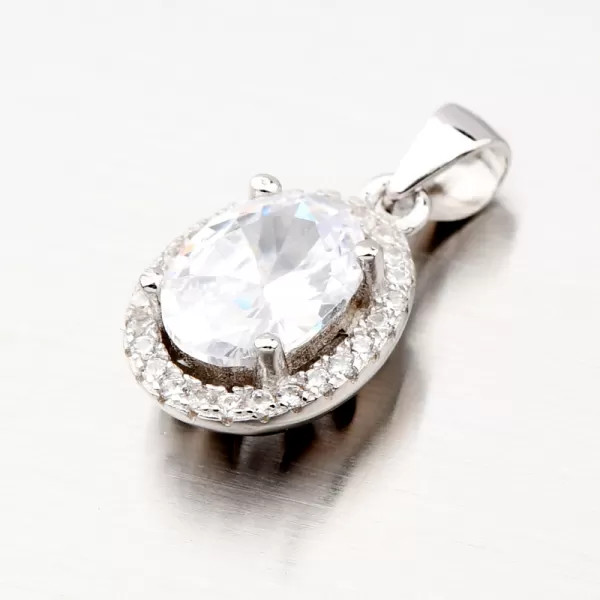 Oválny prívesok so zirkónmi HST-13273