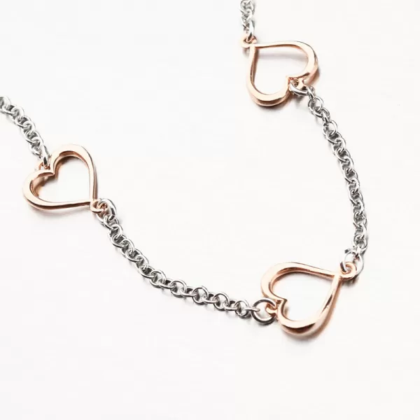 Strieborný náramok pre ženy so srdiečkami B1700762-0331-SLX