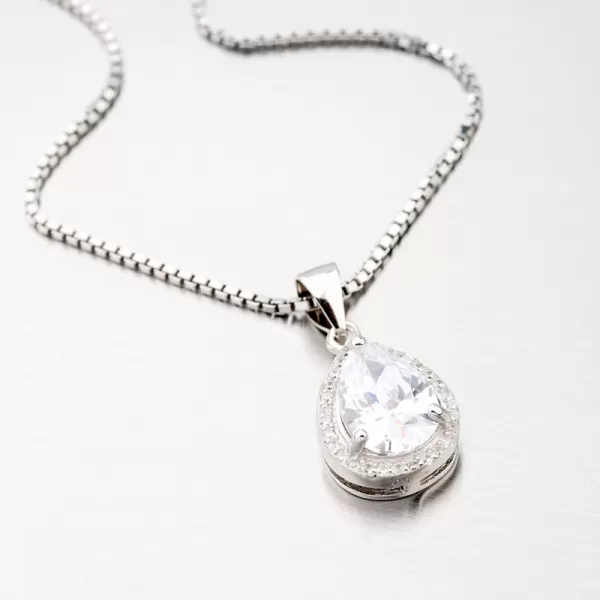 Prívesok so zirkónmi HST-13239