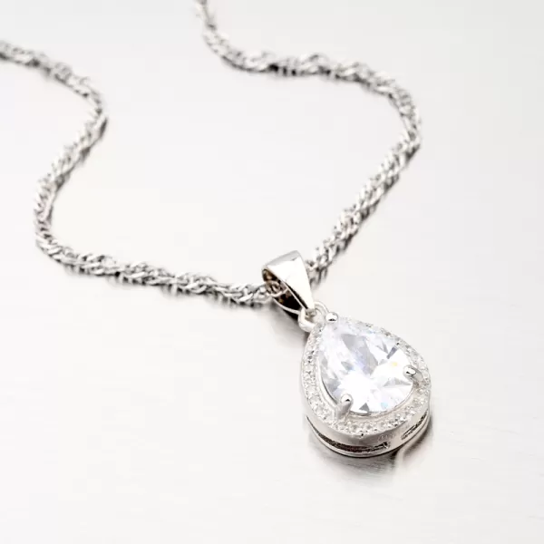 Prívesok so zirkónmi HST-13239