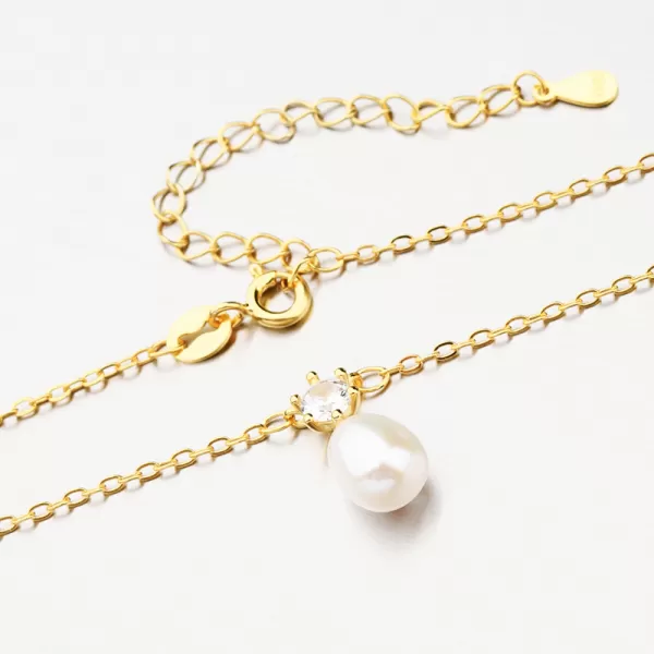 Strieborný pozlátený náhrdelník s perlou SETST-15294RP-G