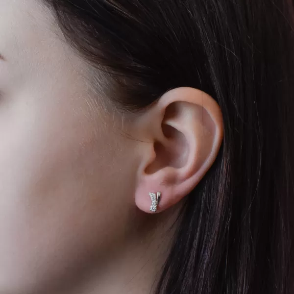 Zlaté náušnice 81008.1 biele zlato s briliantom