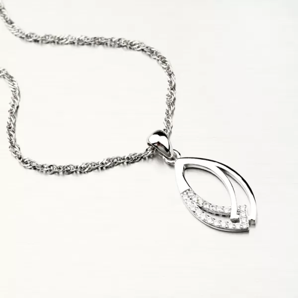 Strieborný prívesok so zirkónmi PKL-3078