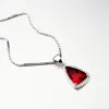 Strieborný prívesok s červeným zirkónom PKL-3103
