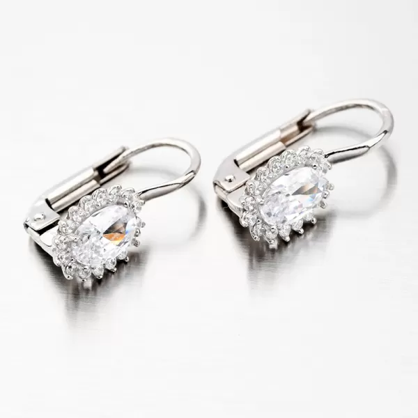 Visiace náušnice v bielom zlate 12-639