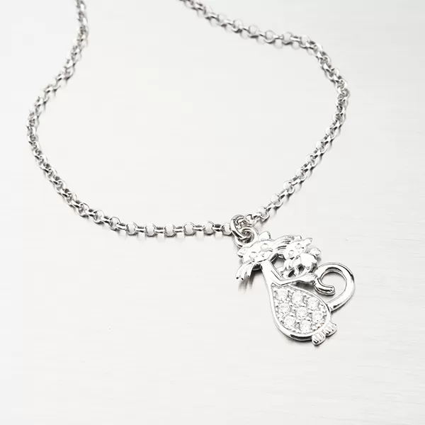 Strieborný náhrdelník s mačkou a so zirkónmi N1700292-2464-SLX