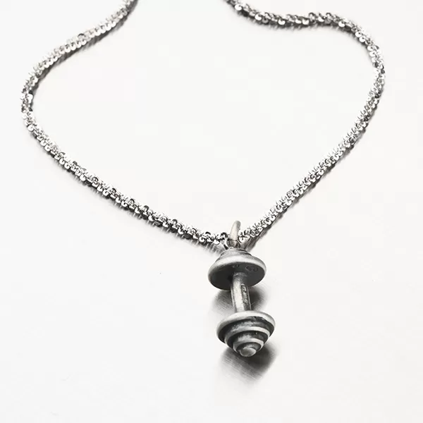 Strieborný prívesok činka P1601233-0532-SLX