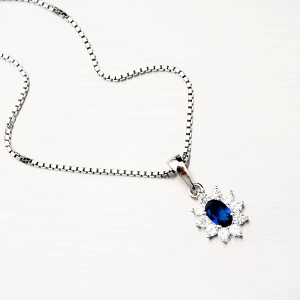 Strieborný prívesok s modrým zirkónom PKL-3115