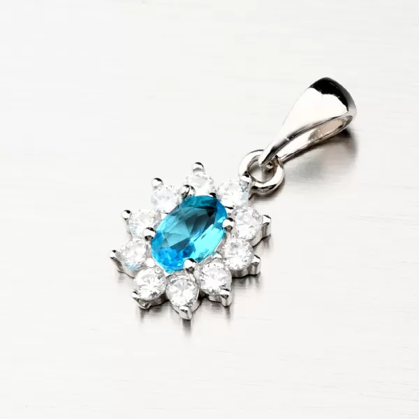 Strieborný prívesok s modrým zirkónom PKL-3098