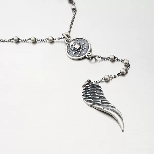 Strieborný náhrdelník s lebkou a krídlom N1700741-0532-SLX