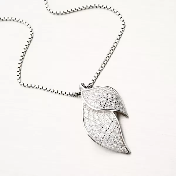 Strieborný prívesok lístky so zirkónmi PKL-3076