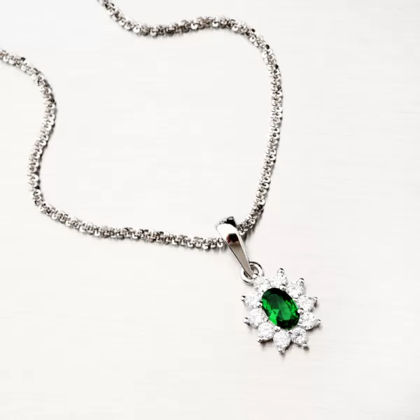 Strieborný prívesok so zeleným zirkónom PKL-3117