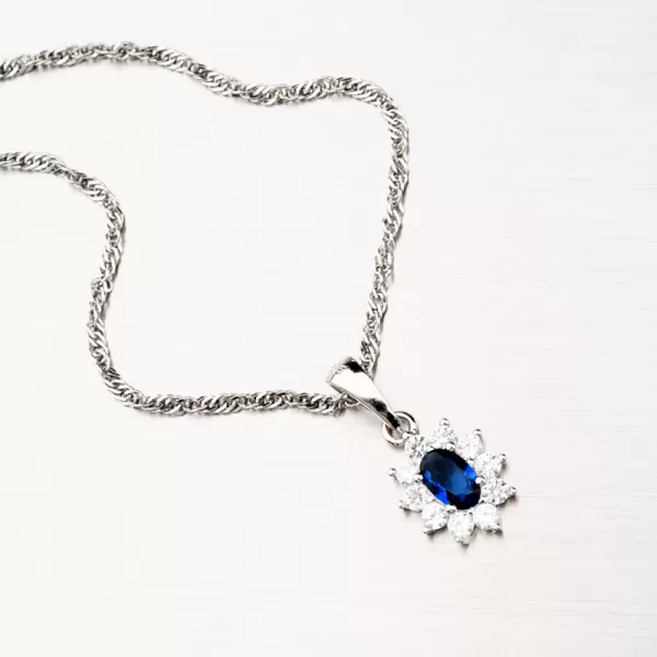 Strieborný prívesok s modrým zirkónom PKL-3115