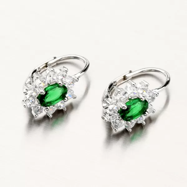Náušnice zo striebra so zeleným zirkónom PKL-2100