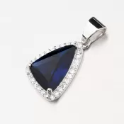 Strieborný prívesok s modrým zafírom PKL-3093