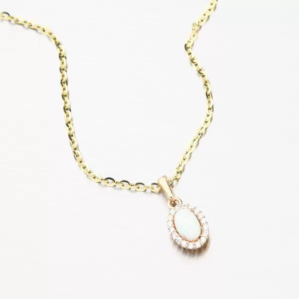 Zlatý prívesok s bielym opálom a zirkónmi 613G-024