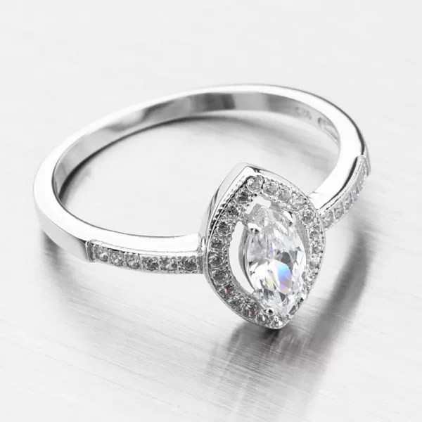 Strieborný prsteň so zirkónmi PKL-1016