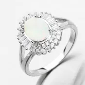 Strieborný prsteň s bielym opálom a so zirkónmi PKL-1028
