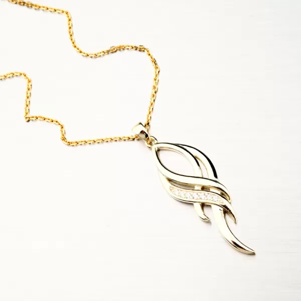 Pozlátený strieborný prívesok s zirkónmi PKL-3097