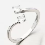 Nastaviteľný strieborný prsteň so zirkónmi GST-11524
