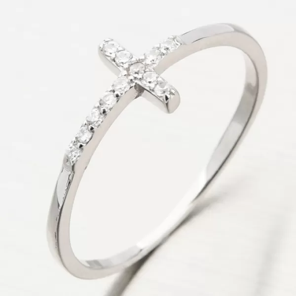 Strieborný prsteň s krížikom GST-11395